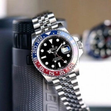 luxury branded watch Automatic